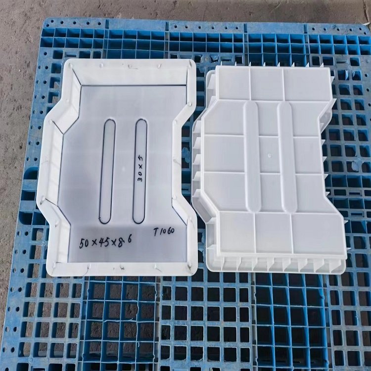 水溝蓋板塑料模具與直徑60厘米水渠蓋板塑料模盒 盛銳護坡模具的應用與優勢